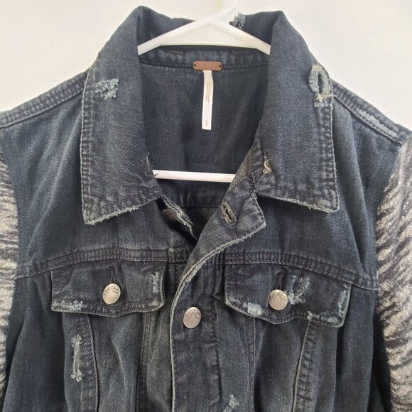 Free People Denim Jacket Layered Knit Hooded Dark Washed Women's Size Small - Picture 6 of 11